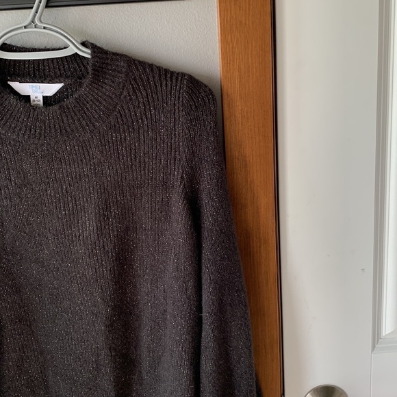 Time & Tru NWT Womens Puff Sleeve Crew Neck Sweater Black Gold Medium Mob Wife - Picture 9 of 15